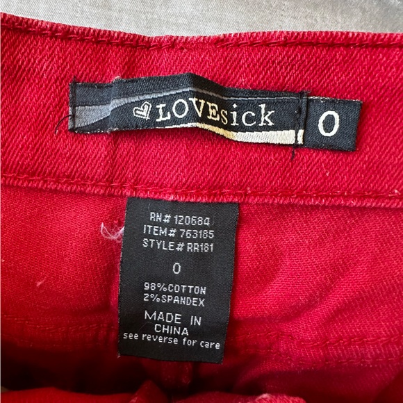 Lovesick Red Short - Picture 6 of 6